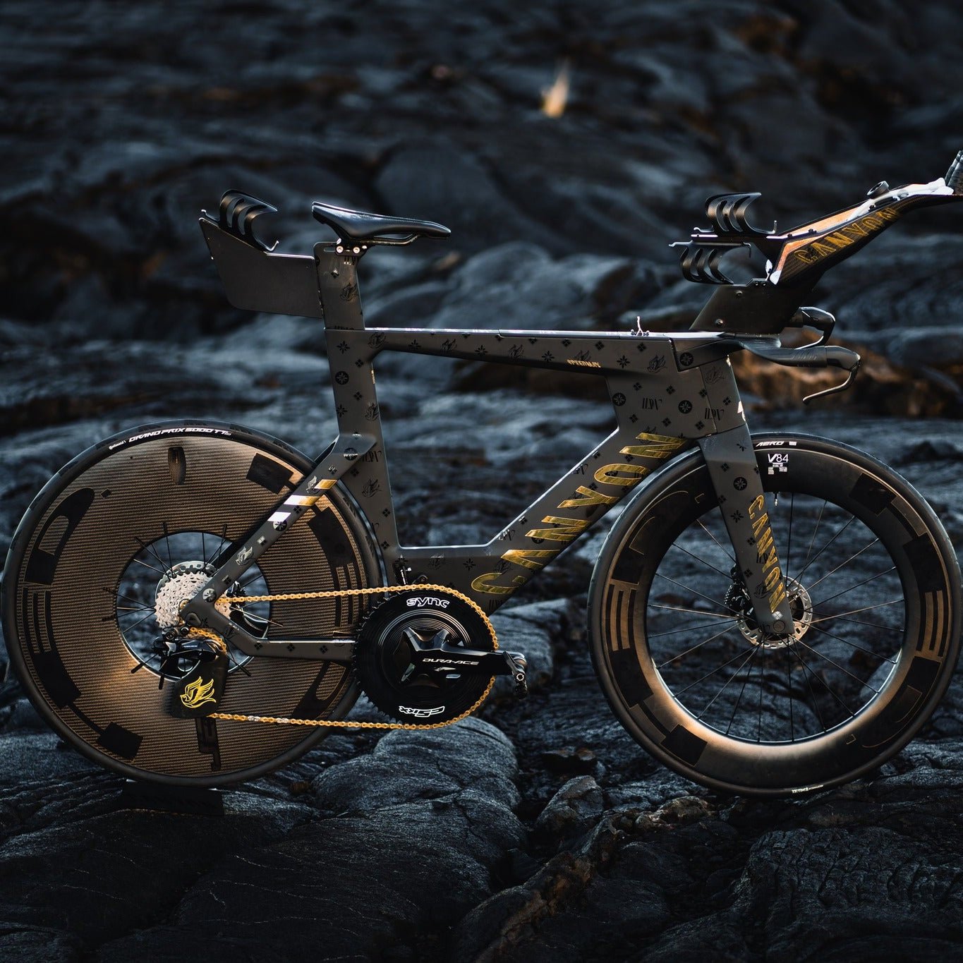 Disc Brakes vs. Rim Brakes: A Comprehensive Guide for Cyclists - HED Cycling Products