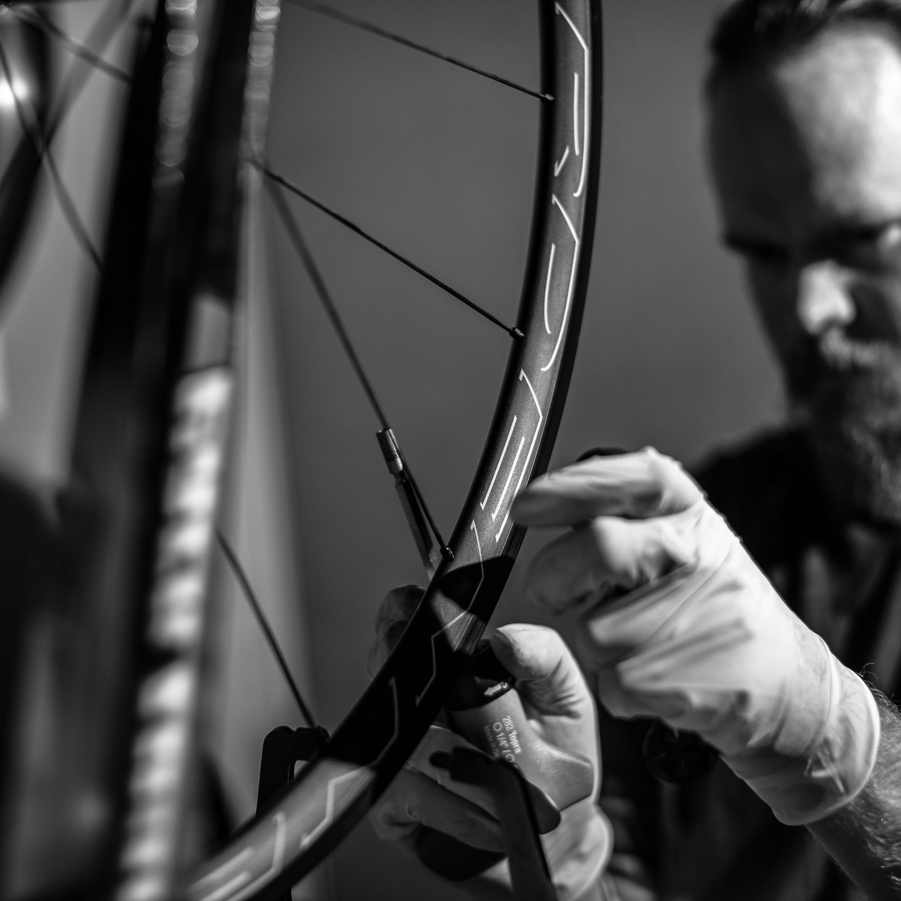 ARDENNES RA BLACK (RIM BRAKE) - HED Cycling Products